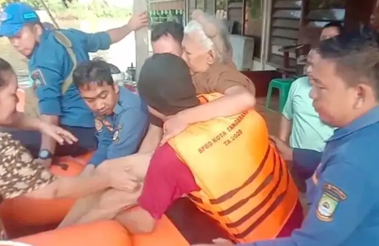 Banjir di Sungai Cisadane Tangerang