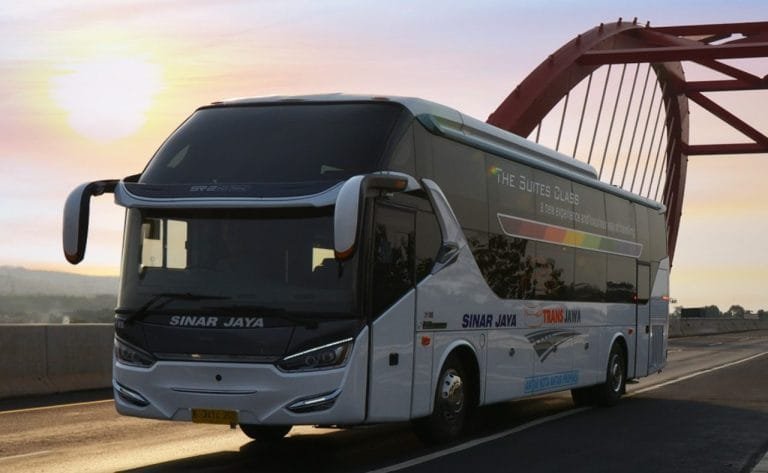 Bus Jurusan Bekasi Tangerang Rangkas Bitung