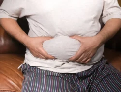 5 Olahraga di Rumah Mengecilkan Perut Buncit dalam 1 Minggu