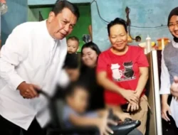 Bupati Tangerang Hadiahkan Kursi Roda Elektrik dan Kaki Palsu untuk Bocah Korban Kecelakaan