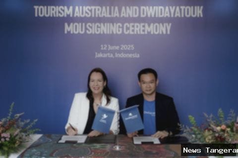 Penandatanganan MOU Tourism Australia dan Dwidayatour, kerja sama promosi pariwisata Australia.