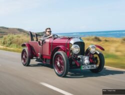 Bentley Klasik Mini: Irit Bensin, Bikin Penasaran!