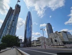 Thames London: Wujudkan Mimpi Masa Kecil!