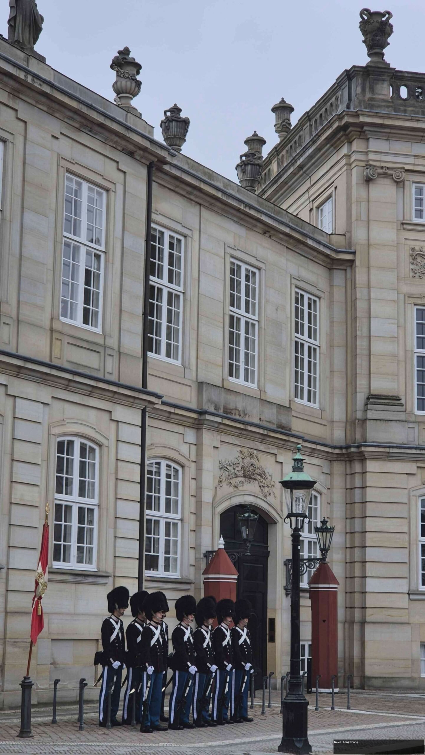 Copenhagen: Rahasia Bahagia dengan Senyuman Tulus