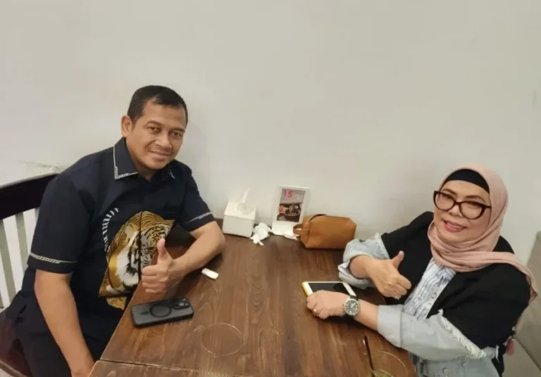 Rt. Ida berdiskusi bersama Budi Prajogo, Wakil Ketua DPRD Provinsi Banten 2024-2029