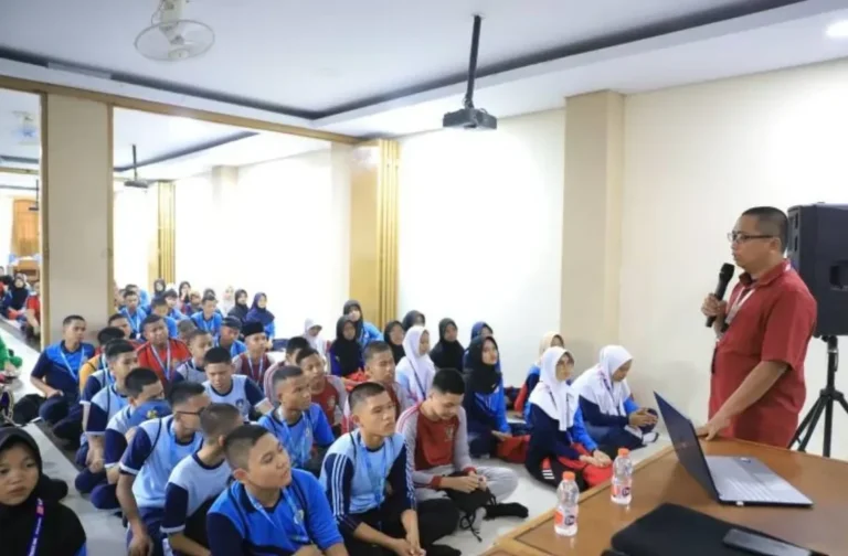 SMP Excellent Sekolah Swasta Gratis Tangerang