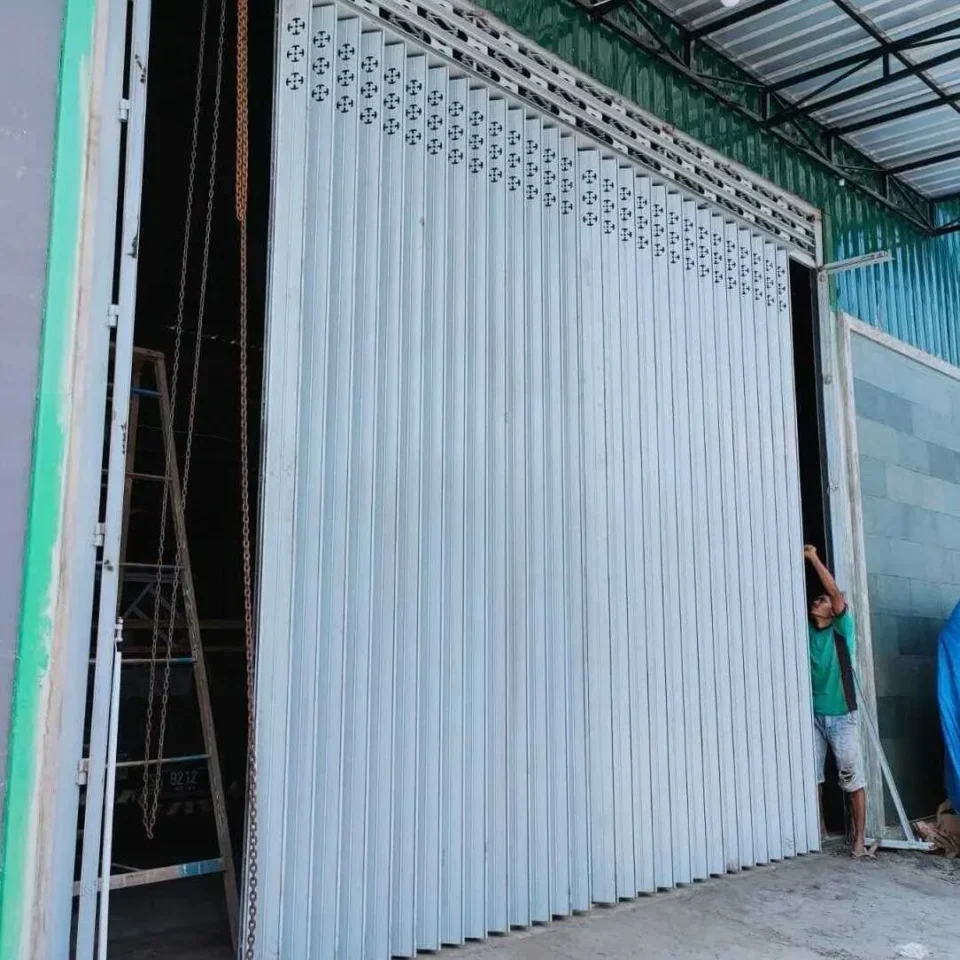 Dari Tangerang ke Surabaya: Las Mahkota Harmonika Kupas Tuntas Keunggulan Pintu Harmonika Modern