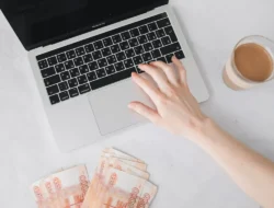 7 Cara Mudah Dapat Uang dari Internet untuk Pemula, Dijamin Work!