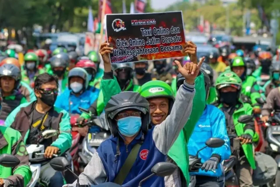 Aplikasi Ojol Negara: Solusi Jitu Kesejahteraan Driver? Demo Memanas, Ini Kata Pengamat!