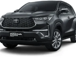 Bikin Geleng-Geleng! Innova Reborn Tetap ‘Ngegas’ Bareng Zenix, Kok Bisa Laris Manis?