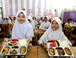 Bikin Heboh TikTok! Intip Menu Mewah Program Makan Gratis Sekolah yang Bikin Netizen Melongo