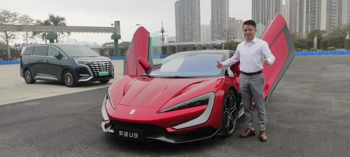 BYD Gila! Bus Listrik Terbaru Tembus 700 KM, Teknologi Anti-Mogok Bikin Melongo!
