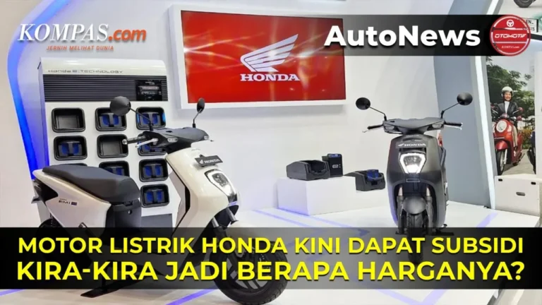 Motor listrik Honda berwarna putih dan hitam dipamerkan di sebuah acara.