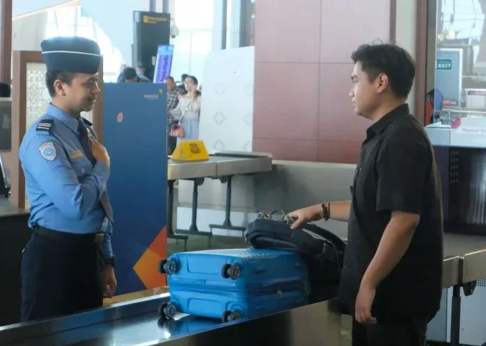 Gawat! Bandara Soetta Dihantui Ancaman Tak Terduga: Bukan Cuma Layang-layang, Tapi Juga ‘Musuh’ Lain yang Bikin Penerbangan Deg-degan!