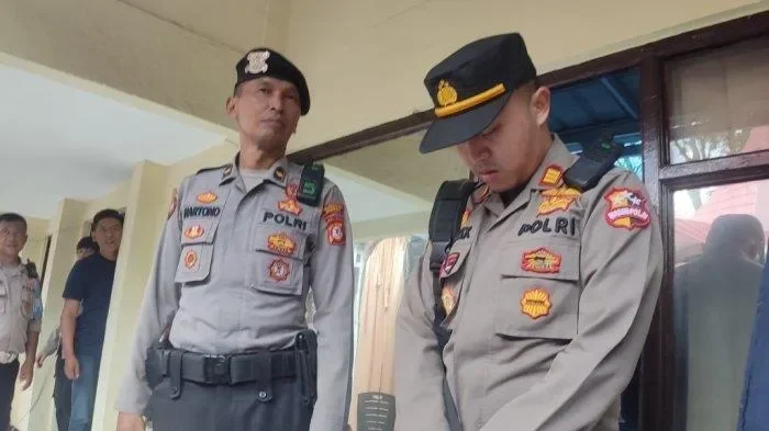 Geger Bekasi! AKP Gadungan 20 Tahun Beraksi, Modusnya Bikin Melongo: Dari PNS Sampai Bawa Kabur Istri Orang!