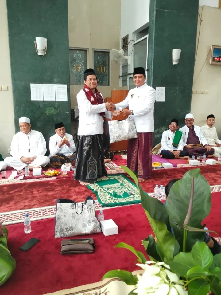 Maulid Nabi di Pamulang: Subuh Penuh Berkah, Hati Adem, Rezeki Mengalir! Ini Dia Rahasianya!