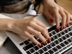 Rahasia Makan Burger Anti Berantakan: Dijamin Auto Rapi & Lebih Enak!