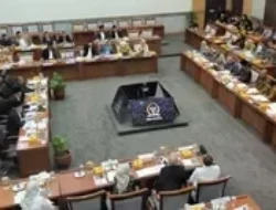 RESMI! DPR Ketok Palu RUU BUMN: Perusahaan Negara Siap ‘Ganti Baju’ Total, Apa Saja yang Berubah?