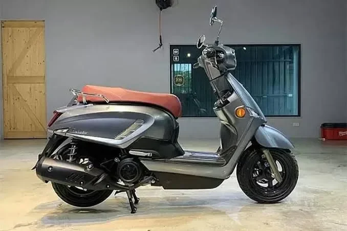 Suzuki Access Mengaspal! Skutik Retro Modern Idaman Anak Muda, Harga Cuma Segini Bikin Penasaran!