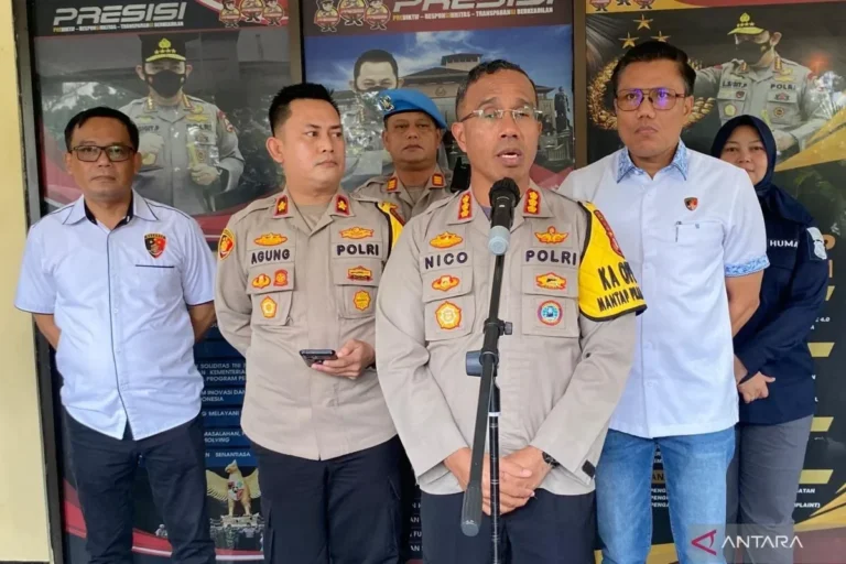 Konferensi pers kepolisian terkait kasus mahasiswi NTT di Ciracas, Jakarta Timur.