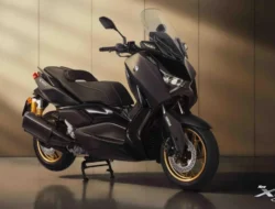 Yamaha Xmax Connected Tech Max 2025 Resmi Meluncur: Fitur ‘Sultan’ Bikin Ngiler, Harga Naik Tipis!