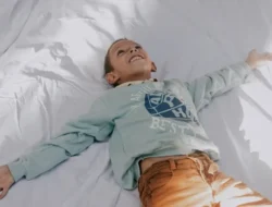 Tidur Nyenyak dan Sehat dengan Cuci Kasur Gresik oleh Grades Home Cleaning