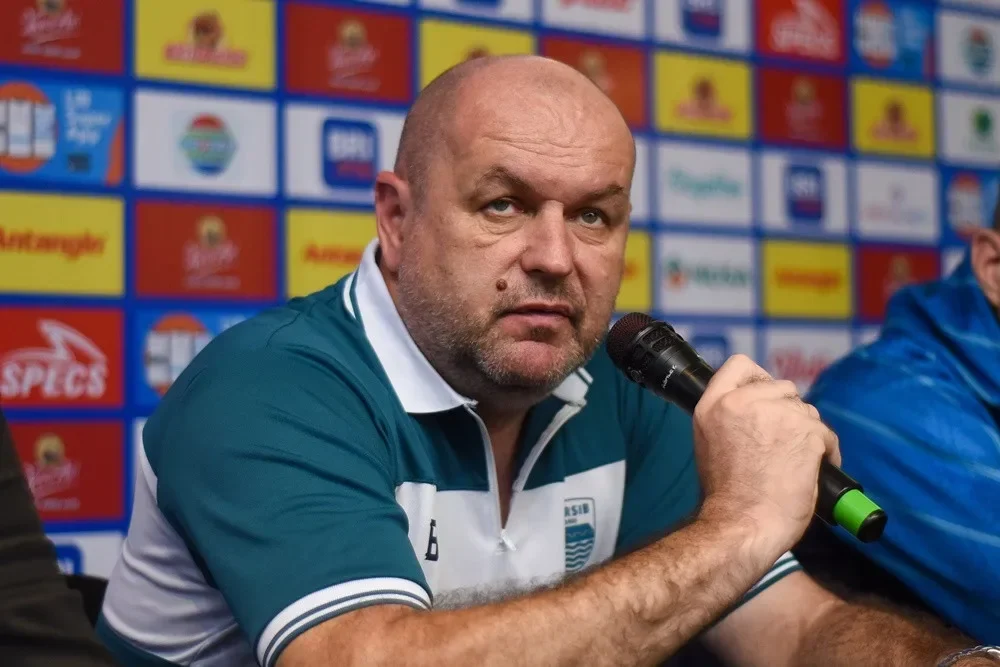 Bojan Hodak Pede! Persib Siap ‘Ngerinya’ di Thailand, Tantang Bangkok United di ACL Two