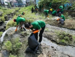 Bukan Kaleng-kaleng! Ratusan Relawan Bikin Sungai Cisadane ‘Pangling’, Wabup Intan Turun Tangan!