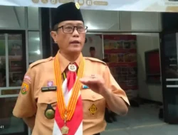 Gak Habis Fikir! Pemotor NMAX Arogan Stop Bus di Tikungan Ciwidey, Berakhir Ditilang Polisi!