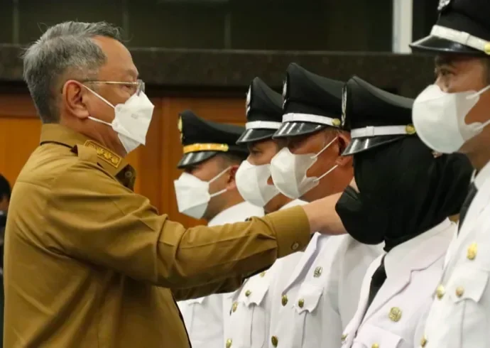 Wali Kota Tangsel Lantik Ratusan PPPK: Siap-siap Kena Sanksi Kalau Gak Profesional, Ngerinya!