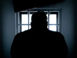 Uang Salaran, Luka, dan Sunyi di Pasar Lama Tangerang