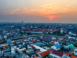 Menjemput Transportasi Publik: Mimpi Baru dari Poris ke Puri