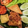 Ayam Goreng dari Tum Atul