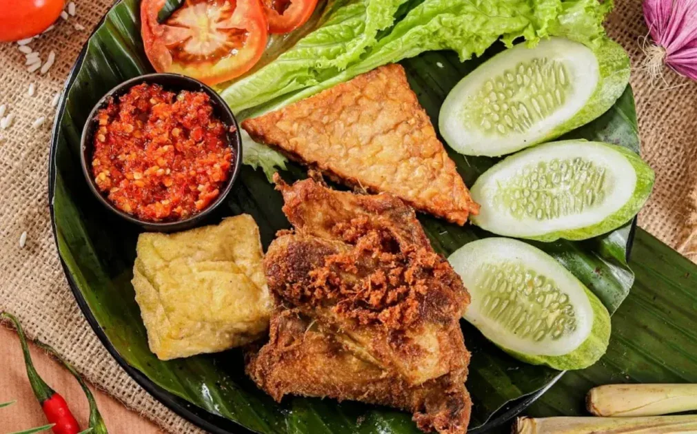 Ayam Goreng dari Tum Atul