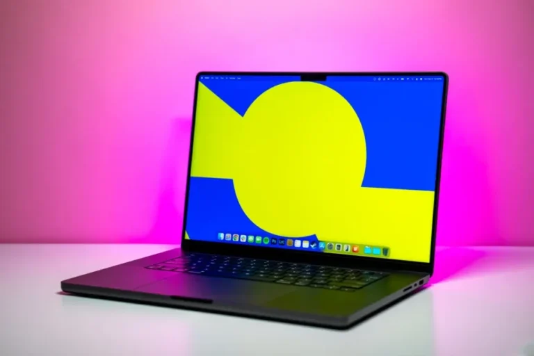 Apple Macbook M4 Pro Max
